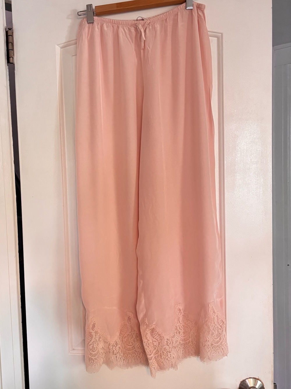 VICTORIA’S SECRET GLAZED SATIN PAJAMA PANTS BLUSH PINK SZ SMALL